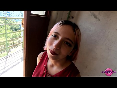❤️ Sensuaalne tudeng imeb võõrast tagalas - sperma tema näole ☑ Super porno at us